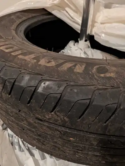 4 summer 195/65R15 tires, only used one year, excellent condition. 50$ each