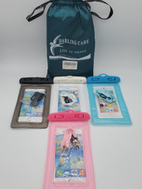 Darling Care Flotable Waterproof Phone Case 4pack brand new/étui