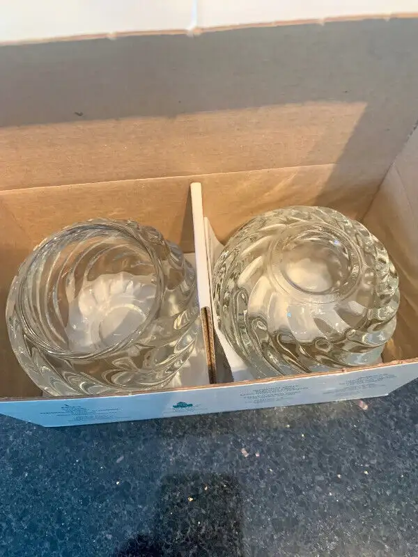 PartyLite Illusions Swirl Glass Votive Set