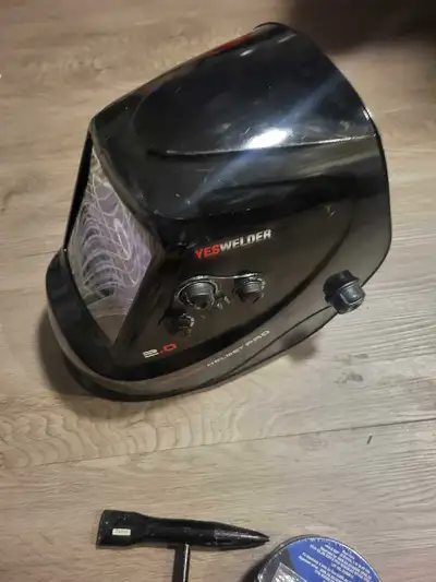 Flex core welder with magnetic ground, extra coil of flex core wire, brass tip ends, welding gloves,...