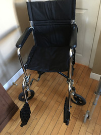 Marchette- Béquilles — chaise roulante