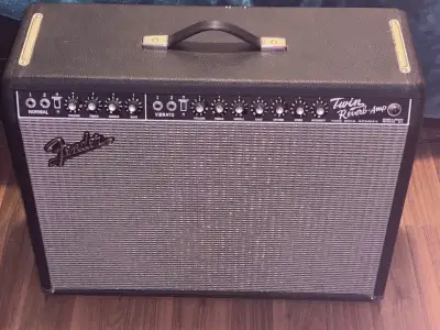 FENDER TWIN REVERB 65 REISSUE, View more
