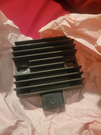 KAWASAKI BRUTE FORCE 650/750 VOLTAGE REGULATOR