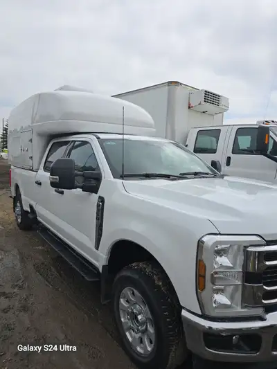 Selling a 2024 Ford F-350 Super Duty, fully equipped with a Maranda fiber splicing service body and...
