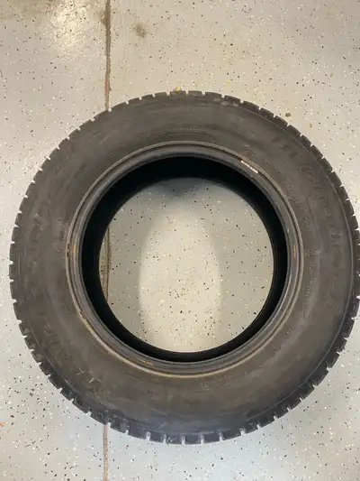 Quantity 2 Bridgestone Winter Slalom KSI 235/65/17 - 108S tires. They still have one to two seasons...