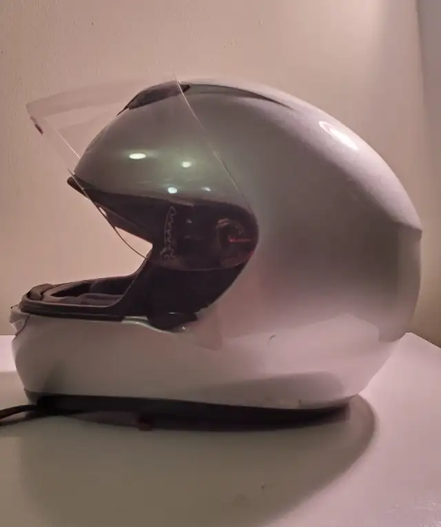 SHOIE Helmet XL in Motorcycle Parts & Accessories in Mississauga / Peel Region - Image 7