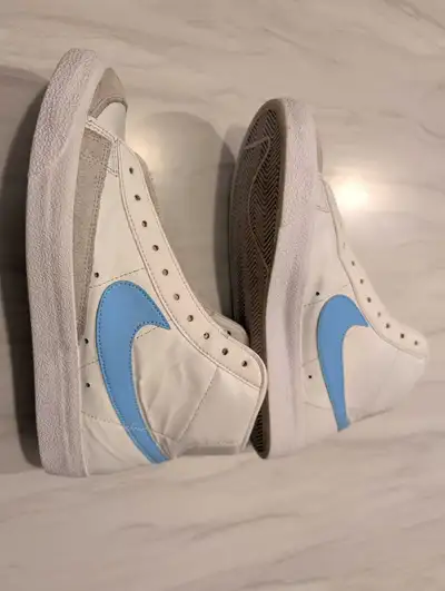 Nike Blazer mid 77 , View more