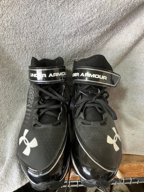 football cleats size 11.5