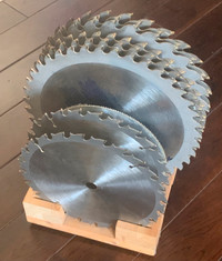 CIRCULAR SAW BLADES x 9 with RACK STAND