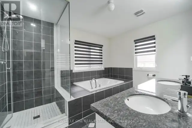 4 Bedroom House for rent in Long Term Rentals in Markham / York Region - Image 11