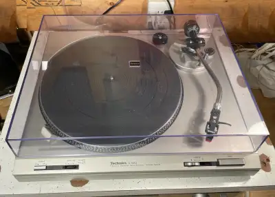 Complete vintage turntable HiFi system, View more