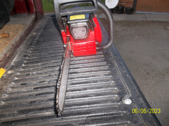 USA Chain Saw Small But Mighty Turbo with case and Tools $250.00 in Power Tools in City of Toronto - Image 2