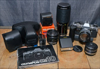 Ensemble Olympus OM Camera system