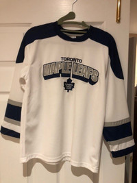 Toronto Maple Leaf Jersey - kids/youth Size M