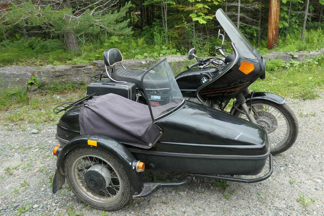 BMW 1975 Motorcycle R90/6 with sidecar in Other in Cape Breton - Image 2