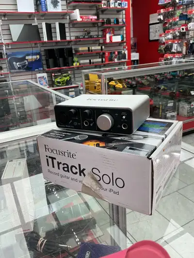 carte de son Focusrite Itrack, View more