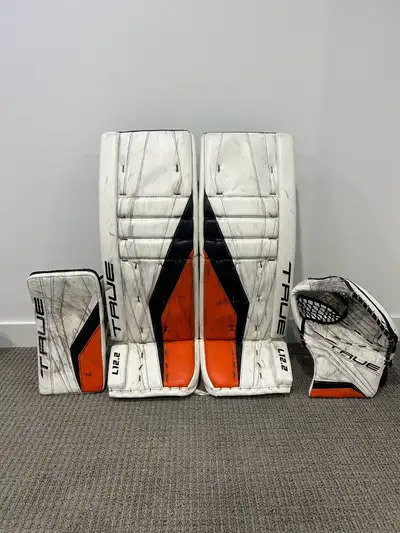 -Size 33+2 -Glove break 580 (bit of repair work done to glove) -Used one season