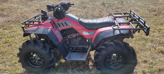 Honda 4 wheeler 1992 four trax 350 4x4 in ATVs in Belleville