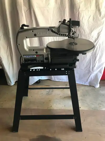 Dremel Scroll Saw with Stand Model 1680 variable speed with light and blower