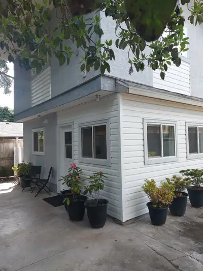 Tucked away on our peaceful property in Cobble Hill Village, The Carriage House is a one bedroom, co...