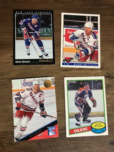 Lot de 4 cartes de hockey différentes - Mark Messier, View more
