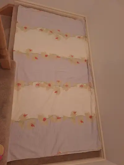 A Queen Size Duvet Cover, Rarely be Used, Like New. 100% Cotton, View more