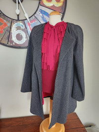 FALL IN LOVE WITH THIS MACK & JAC WOOL BLEND COAT fits size 18