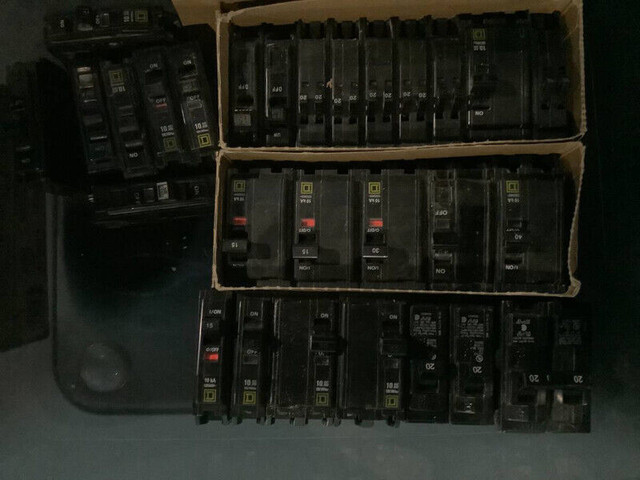 Square D circuit breakers in Electrical in Abbotsford - Image 2