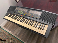 Keyboard Yamaha PSR-38, 100 Voices, Good Condition.