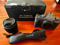 Fujifilm XT-200 camera with kit lens XC15-45mm f3.5-5.6