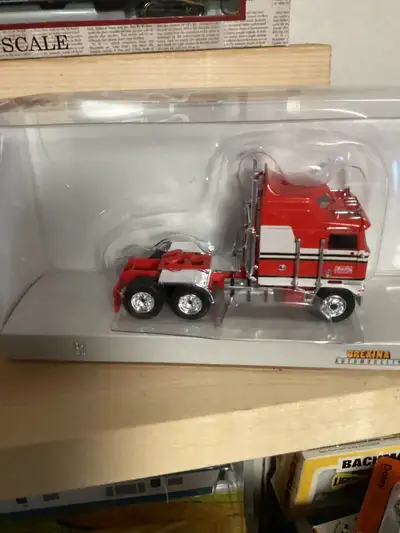 Brekina Kenworth k100 Cabover BJ and the Bear Ho scale, View more