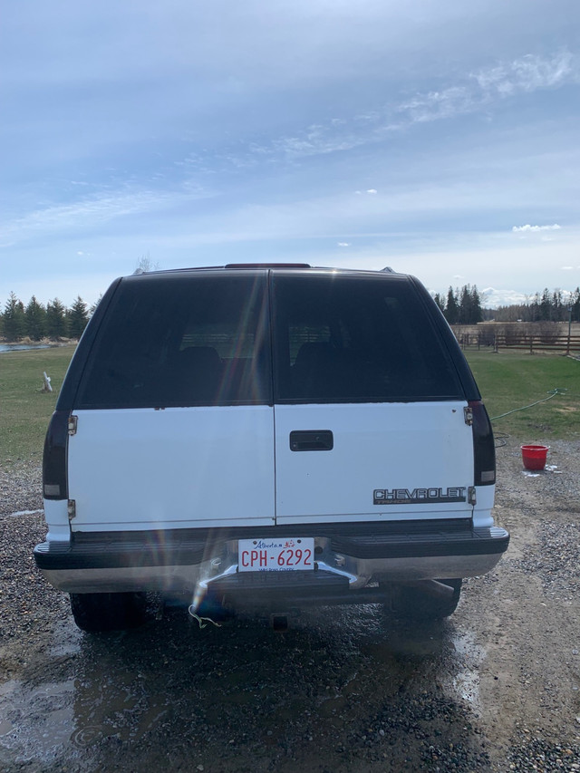 1995 Chevy Tahoe 1500 for trade  in Cars & Trucks in Red Deer - Image 4