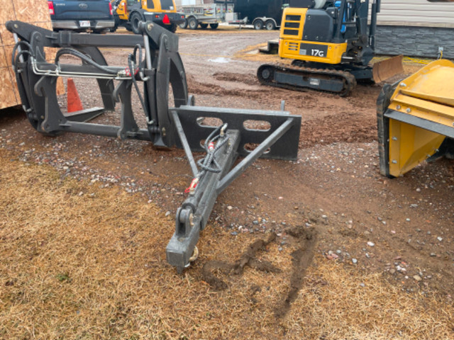 Mini pelle loder avec opérateur in Excavation, Demolition & Waterproofing in Bathurst - Image 4