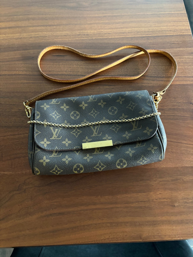 Louis Vuitton Favorite MM Authentic  in Women's - Bags & Wallets in Gatineau