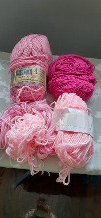 KNITTING YARN – PINK COLOUR