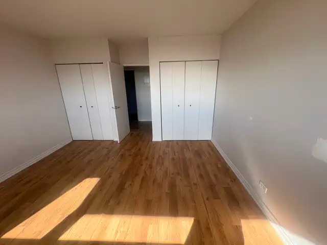 Urgent: cession de bail dès 1 nov. 3 1/2 avec balcon/ Piscine in Long Term Rentals in City of Montréal - Image 9
