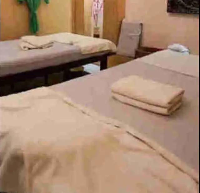 Professional   Relaxing Massage