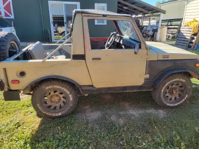 1982 Suzuki SJ 410. Mostly original. Bc registered & saftety inspection completed. 4 speed standard....