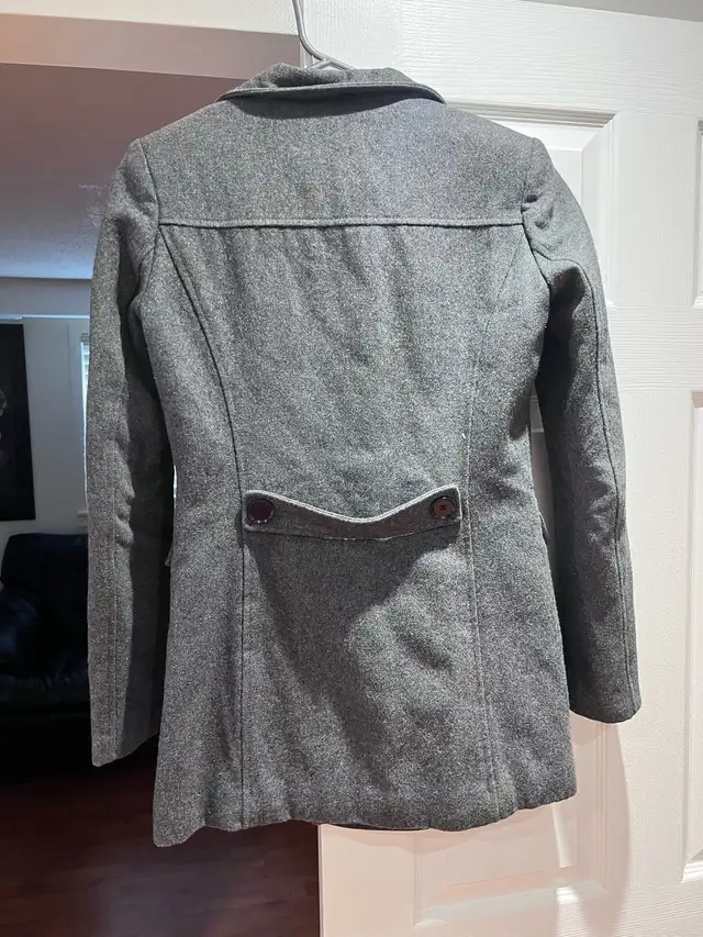 women’s MEXX jacket in Women's - Tops & Outerwear in City of Toronto - Image 4