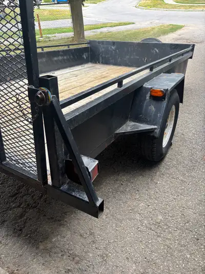 Please read the entire ad before you message me. Manufactured in 1999 Advantage trailer 6x10 205/75/...