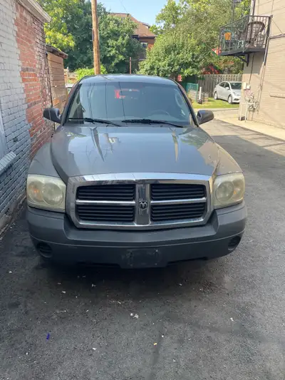 This 2006 Dodge Dakota pickup truck is a reliable workhorse that has seen its fair share of adventur...