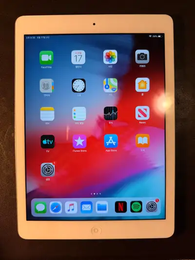 Apple iPad Air, View more