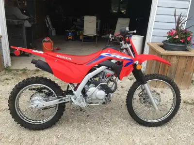 2024 Honda CRF125FB well looked after only riden on the farm. Never raced oil change done regularly....