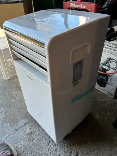 FS: portable air conditioner 6000btu, View more