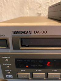Tascam DA-38