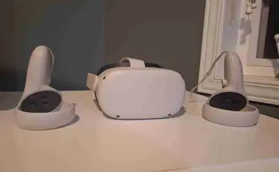 Oculus Quest 2, View more