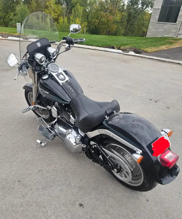 2008 Harley Davidson Fatboy $9500 in Street, Cruisers & Choppers in Markham / York Region - Image 2