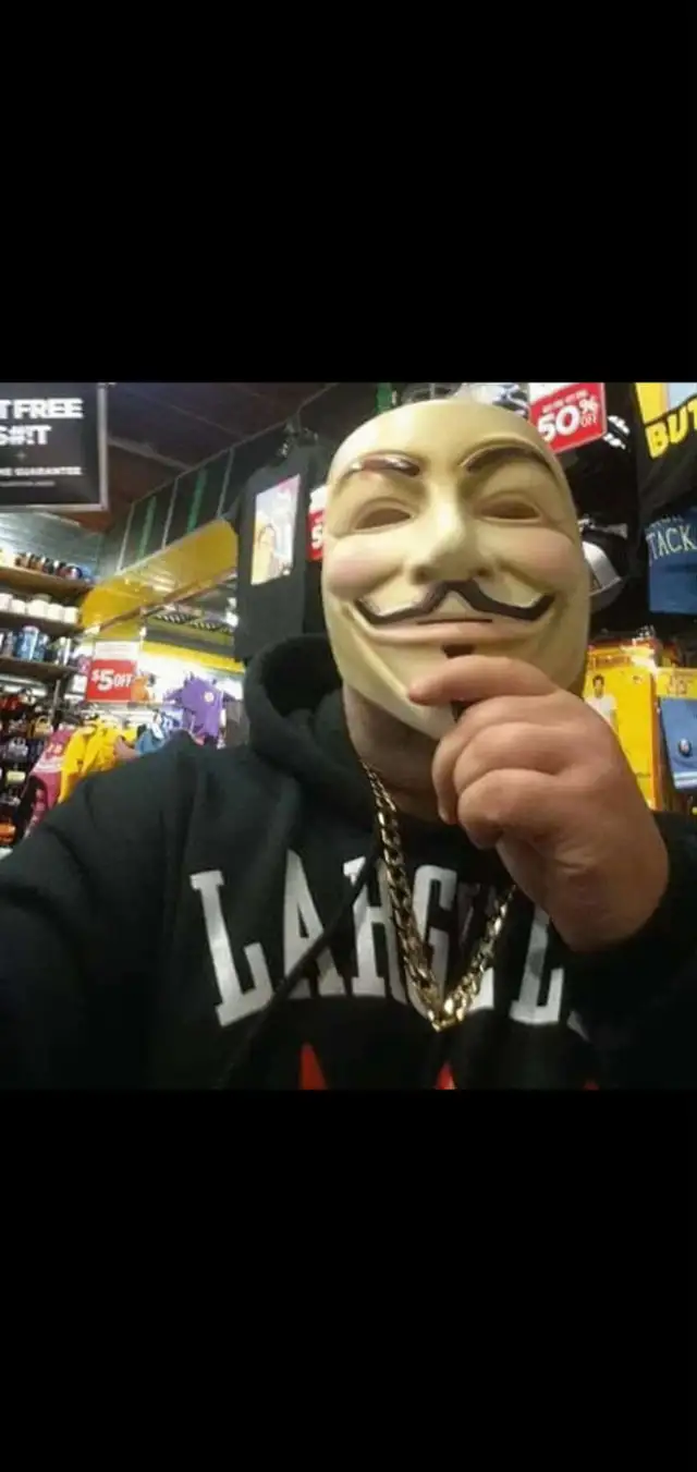 Looking for a friend that loves Winterl!!64573403235714120