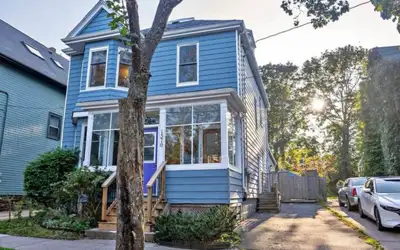 Summer Rental | 1576 Henry St | Fully Furnished Charming 3-bedroom, 1-bath unit located in a beautif...