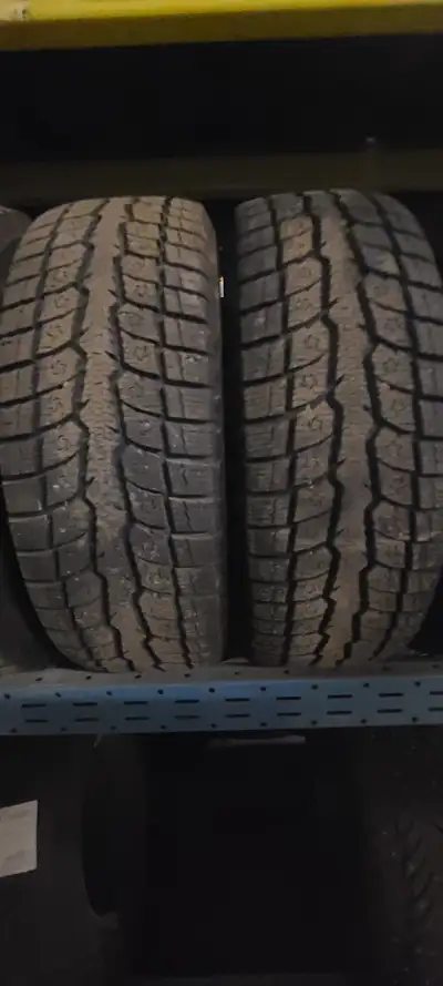 4 x Toyo Gsi-6 avec mag Crv (5x114.3), pneu a 12/32 , annee des pneus 2025